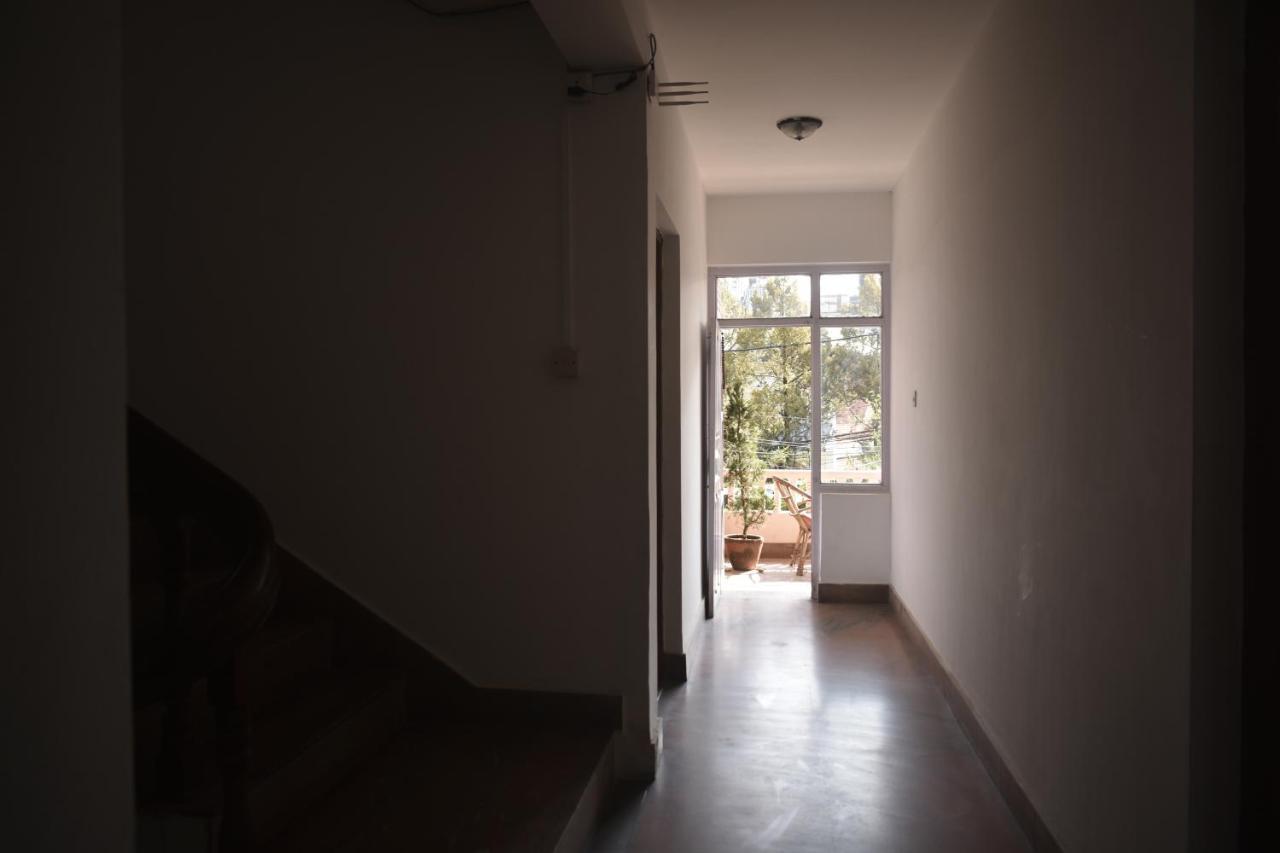Cocina Mitho Chha Bnb Катманду Экстерьер фото
