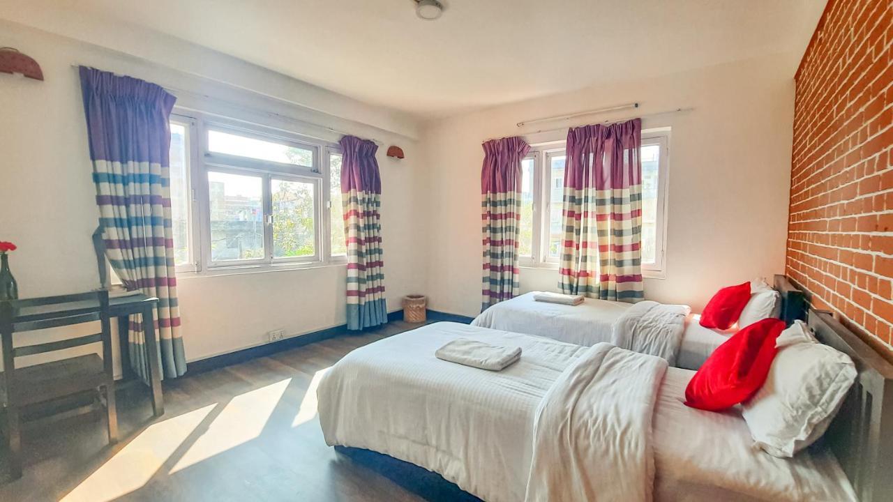 Cocina Mitho Chha Bnb Катманду Экстерьер фото