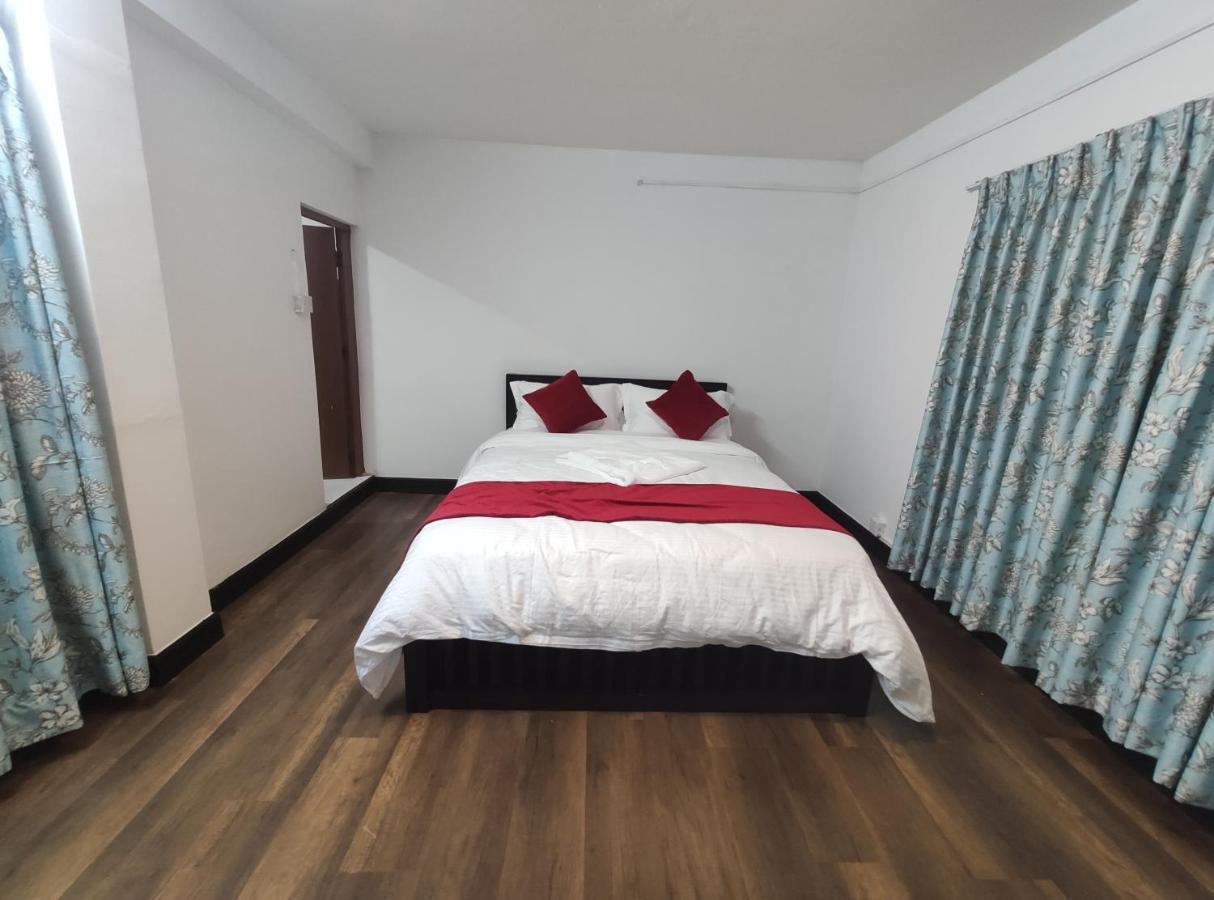 Cocina Mitho Chha Bnb Катманду Экстерьер фото