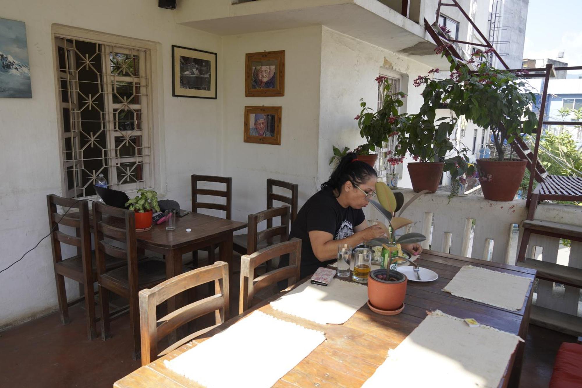 Cocina Mitho Chha Bnb Катманду Экстерьер фото
