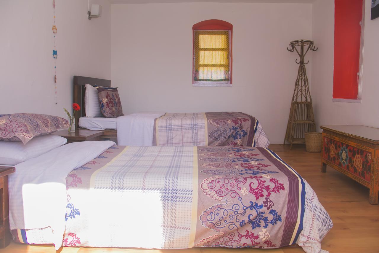 Cocina Mitho Chha Bnb Катманду Экстерьер фото