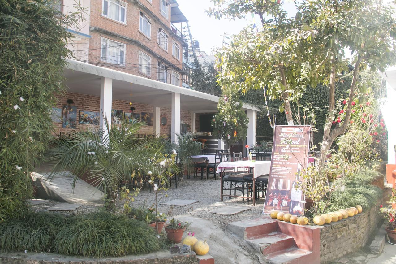 Cocina Mitho Chha Bnb Катманду Экстерьер фото